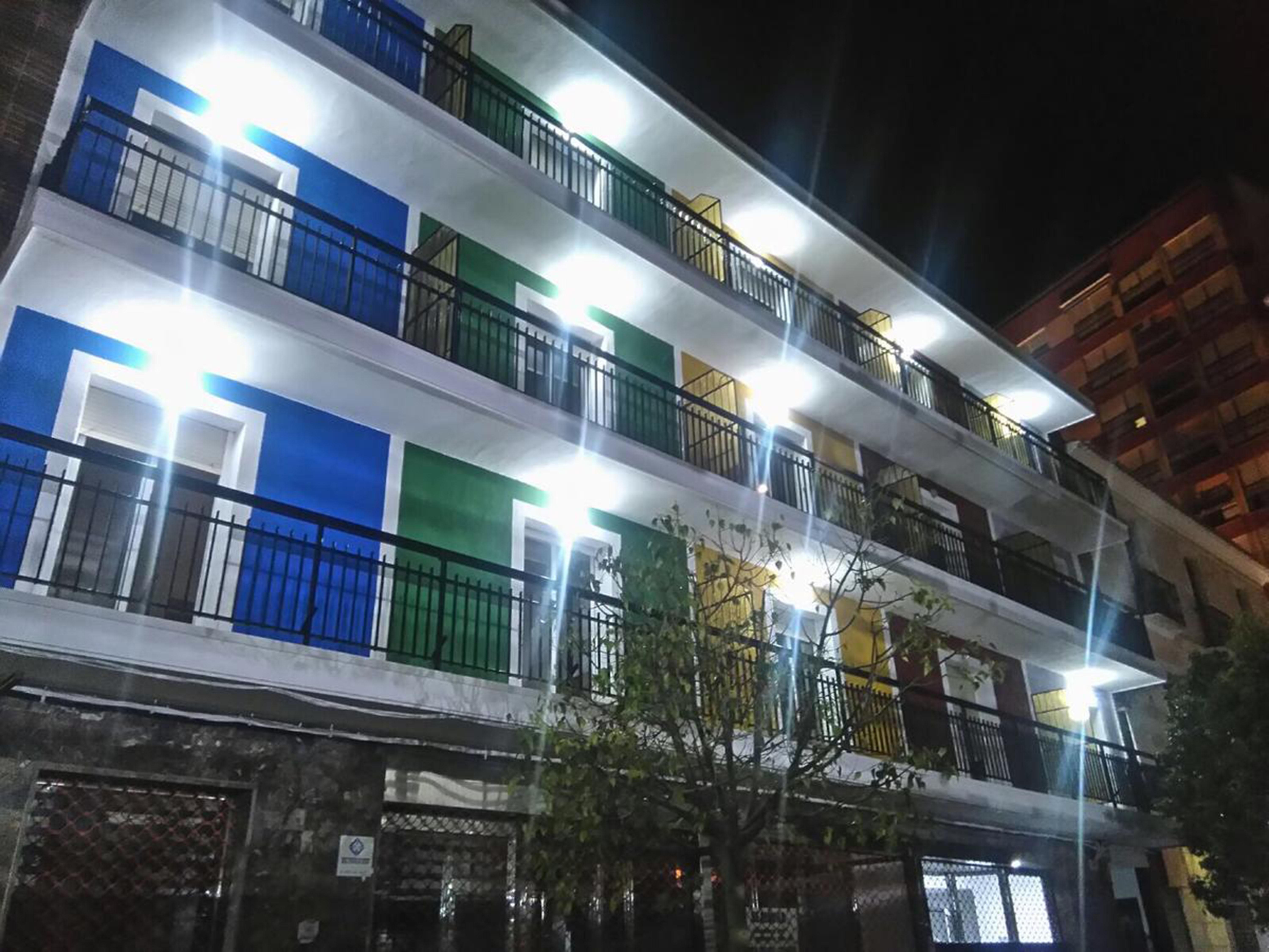 Hostal El Mercat Villajoyosa Luaran gambar