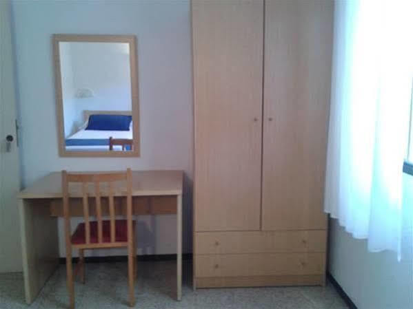 Hostal El Mercat Villajoyosa Luaran gambar